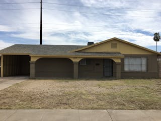 1819 N 47th Dr Phoenix, AZ 85035