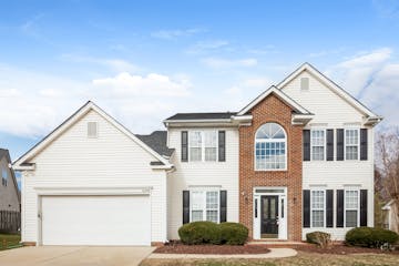 10209 Fairbourne Ct Charlotte, NC 28269