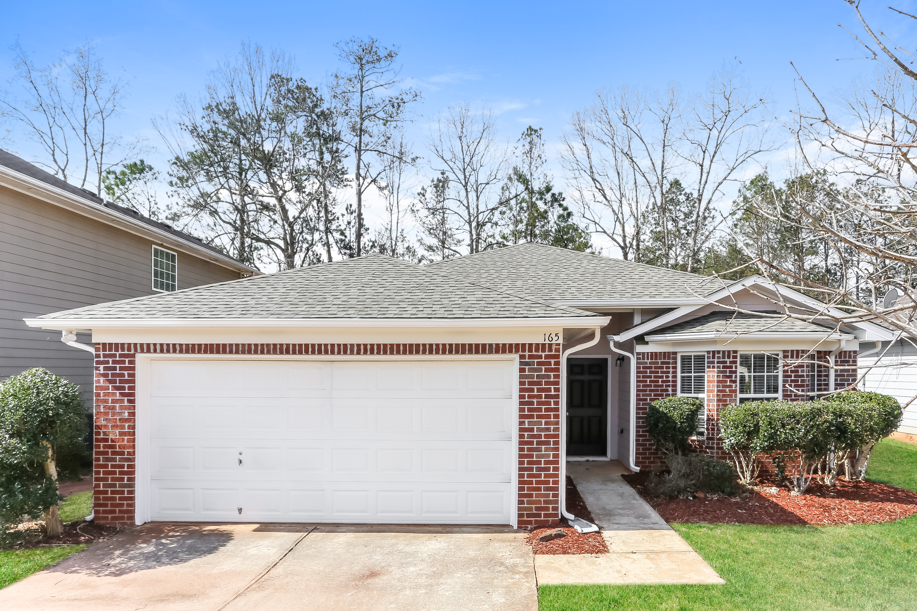 3 Bedroom House – 165 Lakeview Trail, COVINGTON, GA 30016