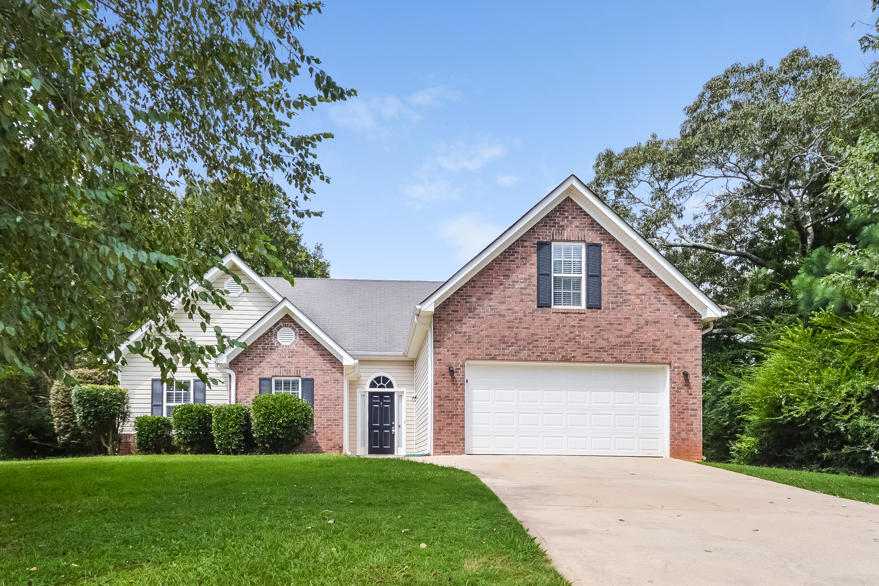 4 Bedroom House – 25 Clover Valley Dr, Covington, GA 30016