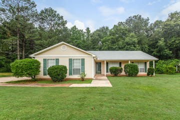 159 Livingston Ln SW Covington, GA 30016