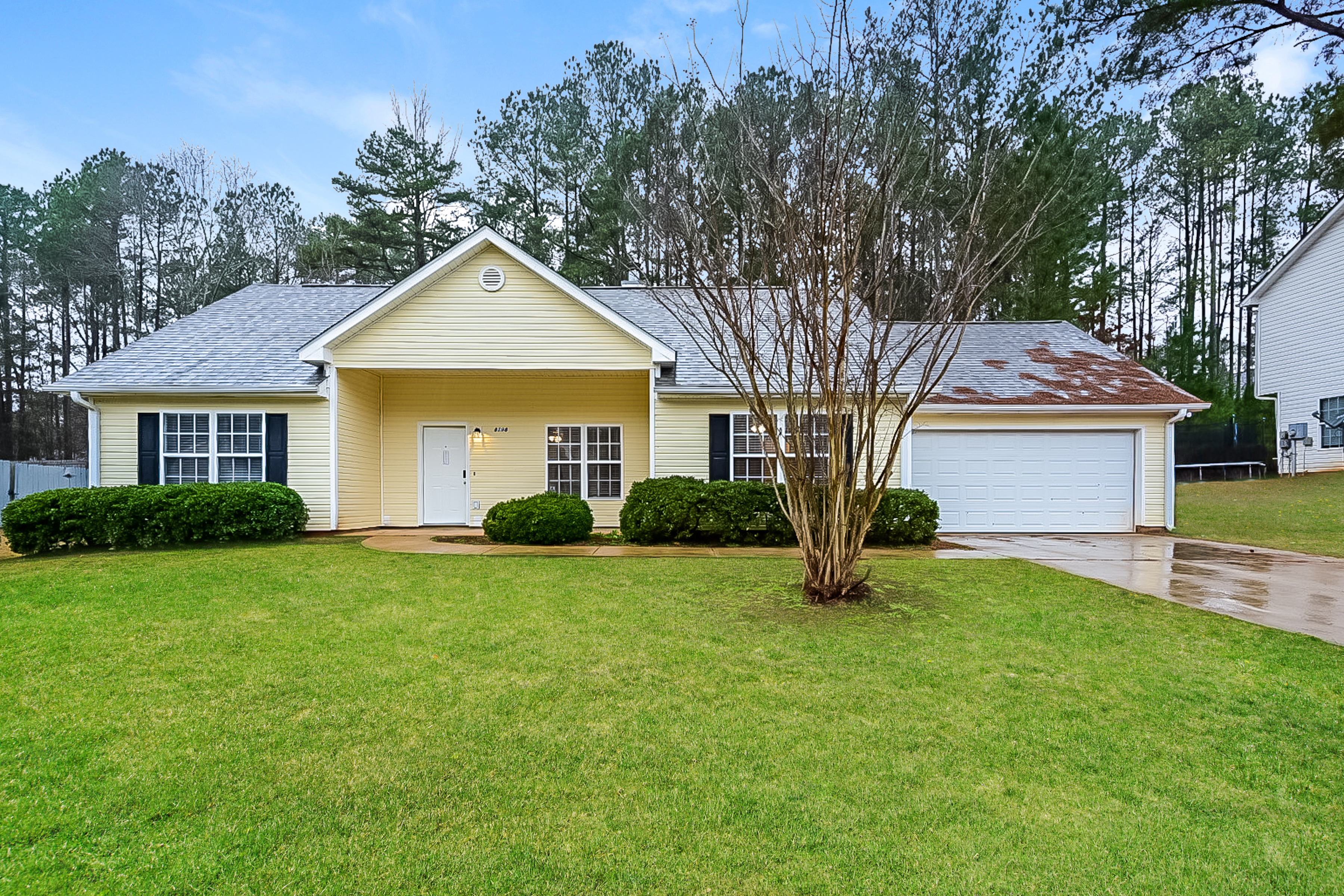 3 Bedroom House – 8198 STERLING LN, COVINGTON, GA 30014