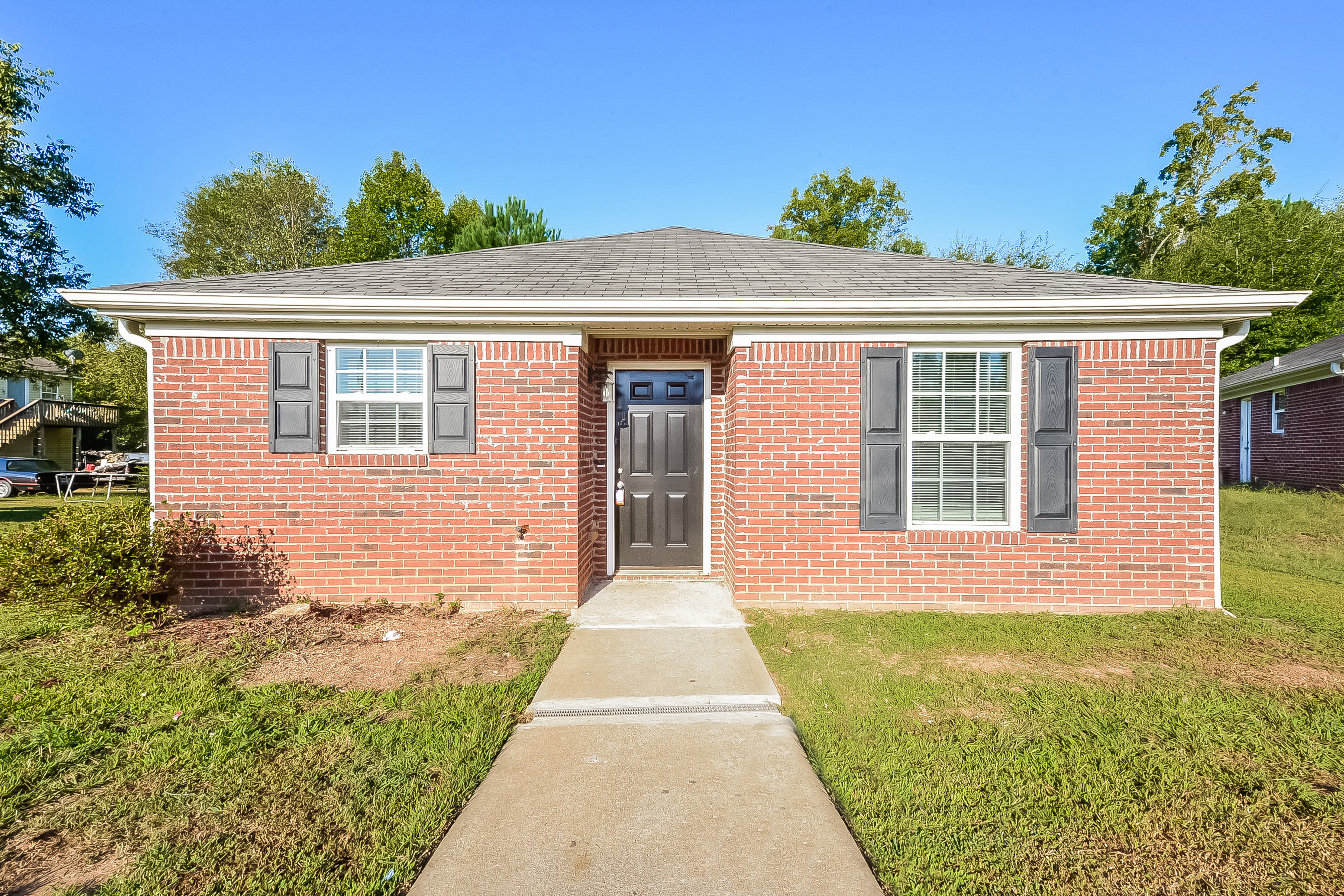606 Dove Cove Social Circle, GA 30025