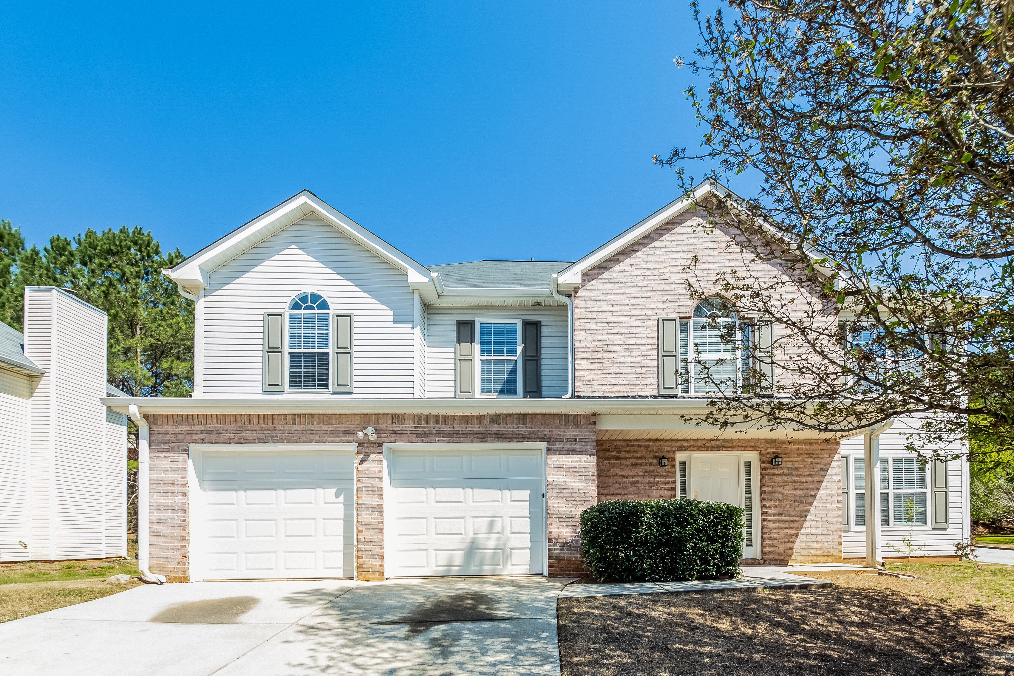 5 Bedroom House – 4048 Belmont Ridge Dr, Lithonia, GA 30038