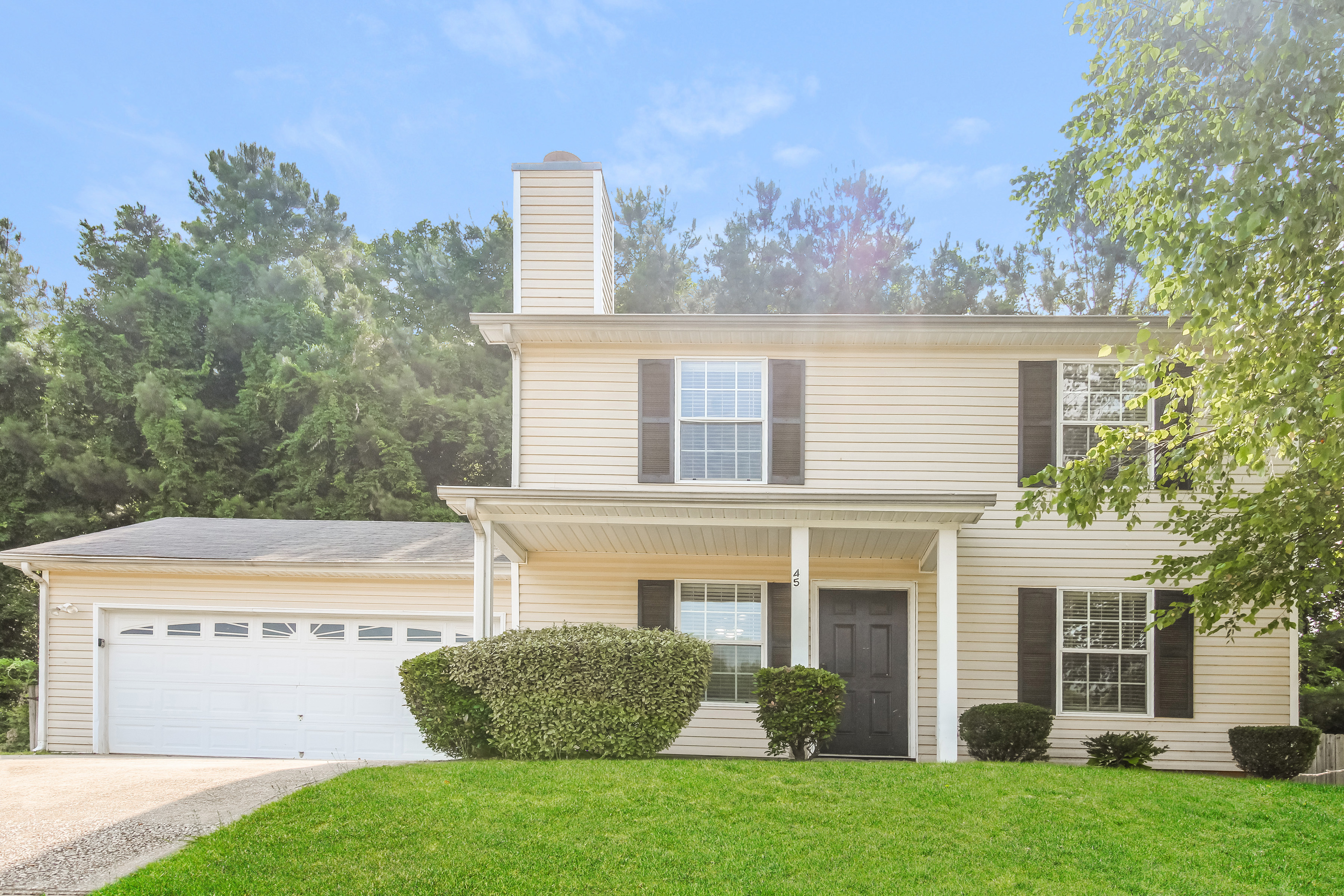 4 Bedroom House – 45 Fairclift Dr, Covington, GA 30016