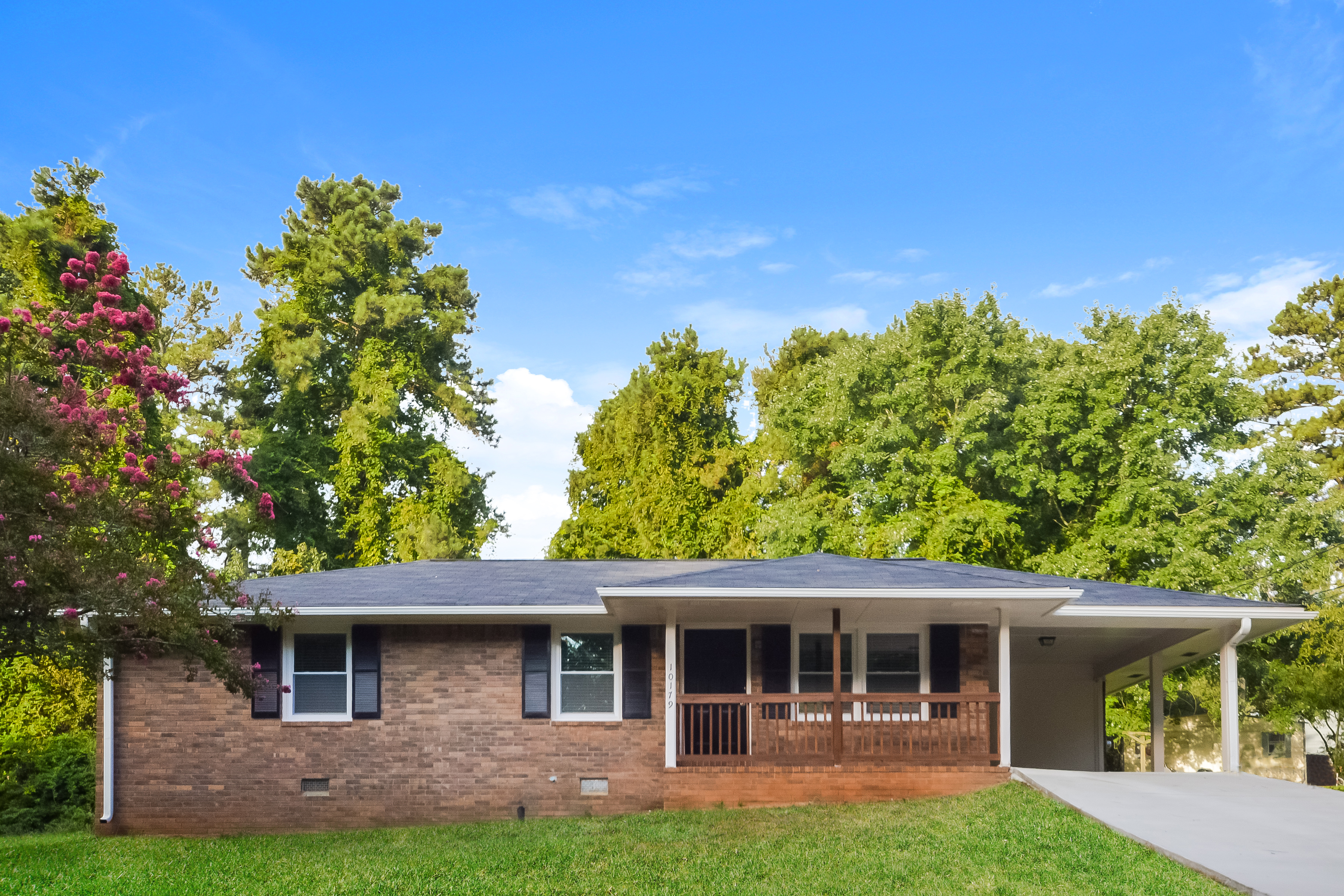 3 Bedroom House – 10179 WATERFORD RD NE, COVINGTON, GA 30014