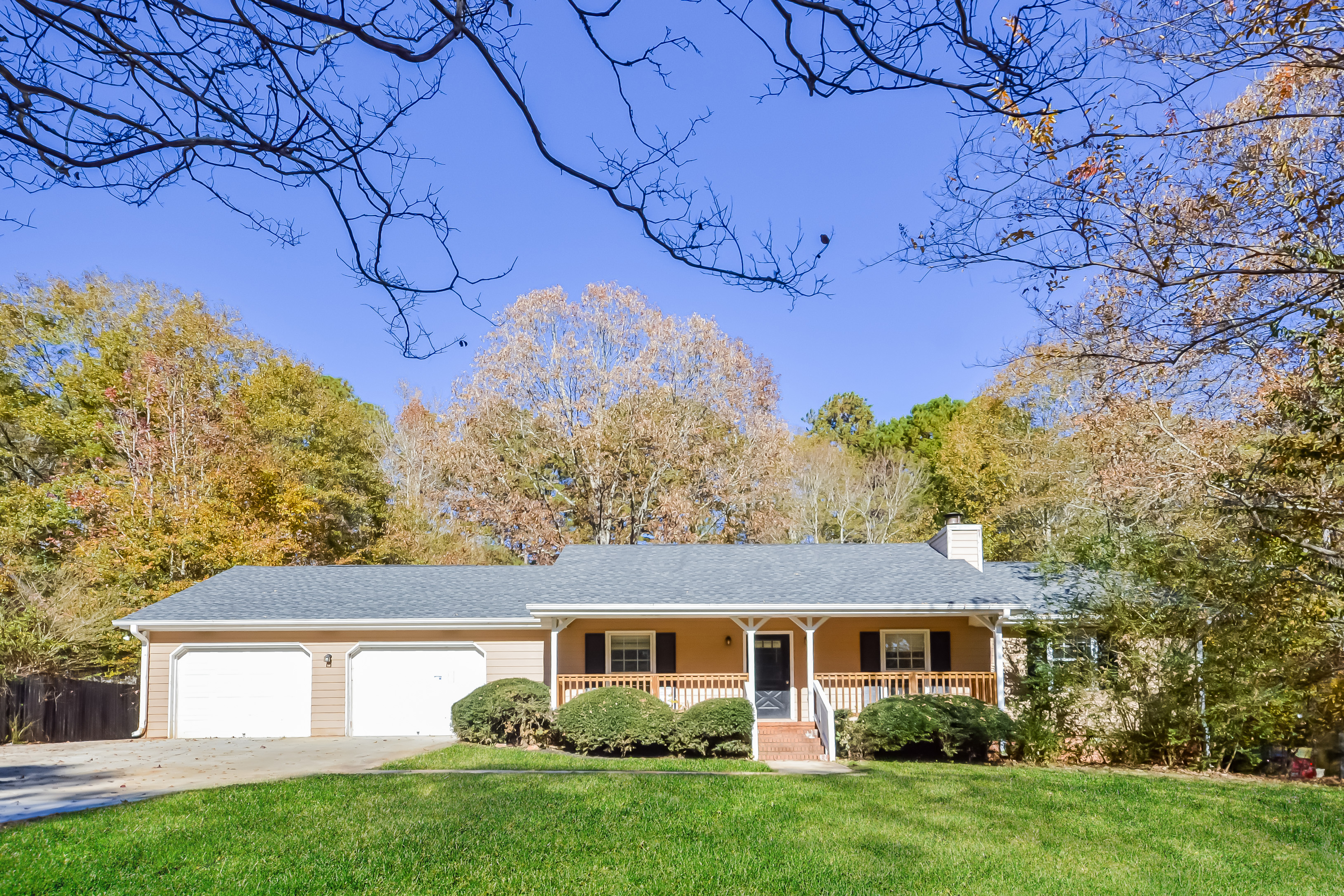 3 Bedroom House – 4801 Cedar Brook Dr SE, Conyers, GA 30094