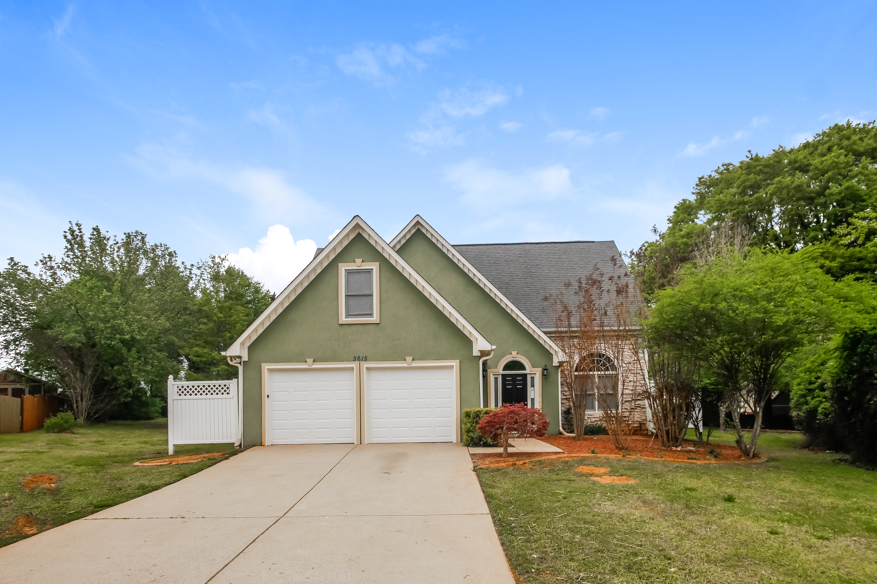 4 Bedroom House – 5615 Kitties Ct, Powder Springs, GA 30127