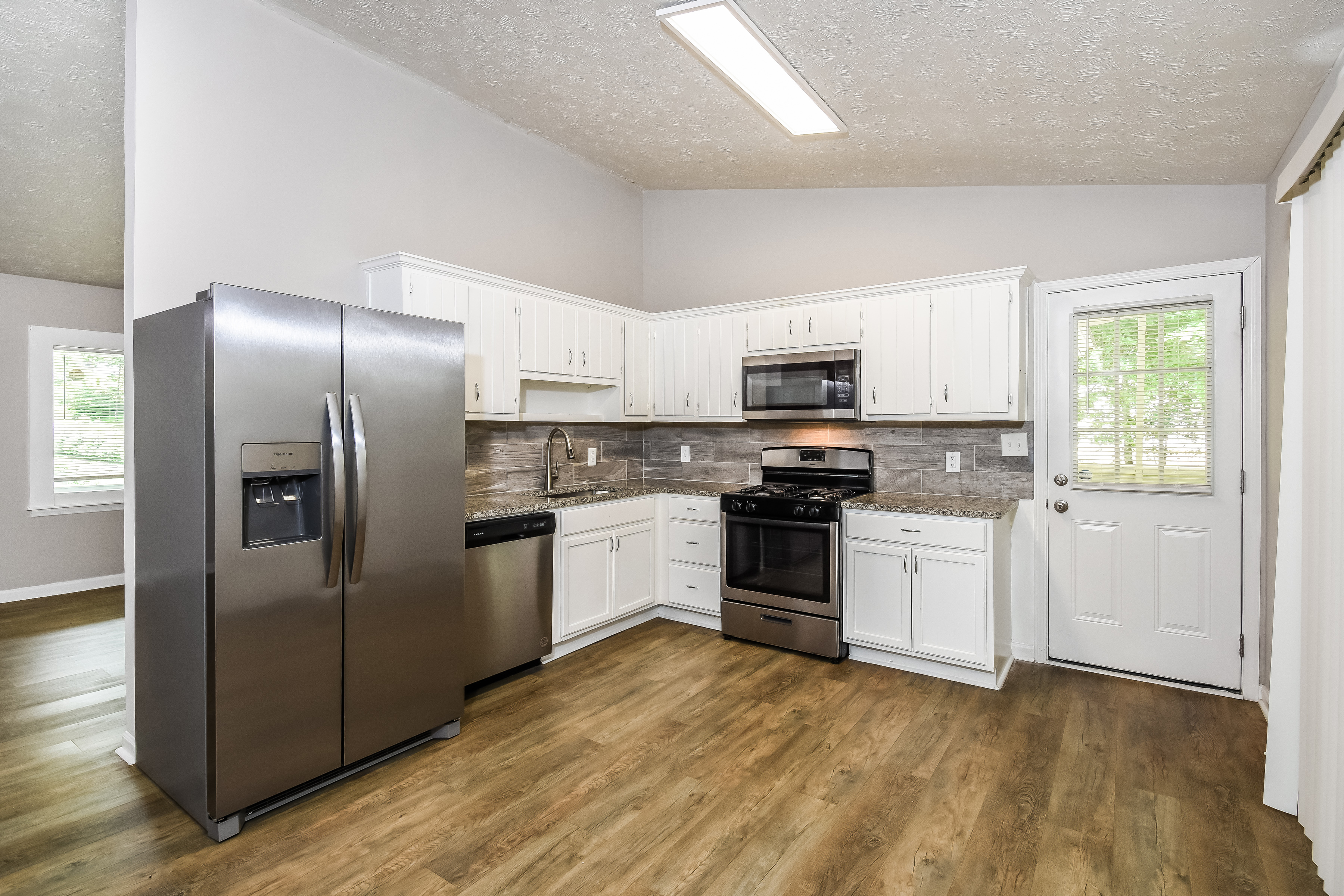 550 Pineland Cir SW Mableton, GA 30126