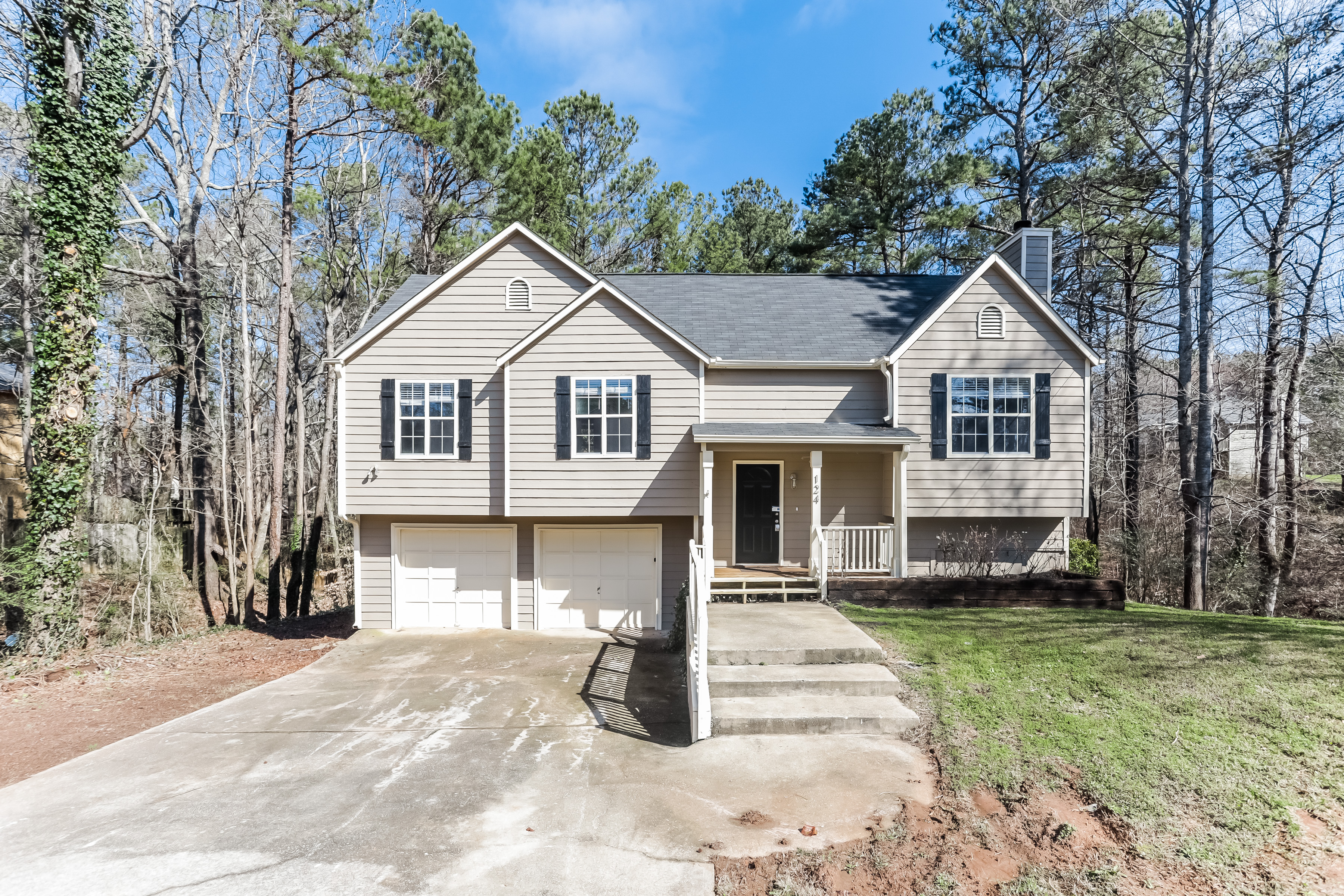 124 Emerald Pines Dr Dallas, GA 30157