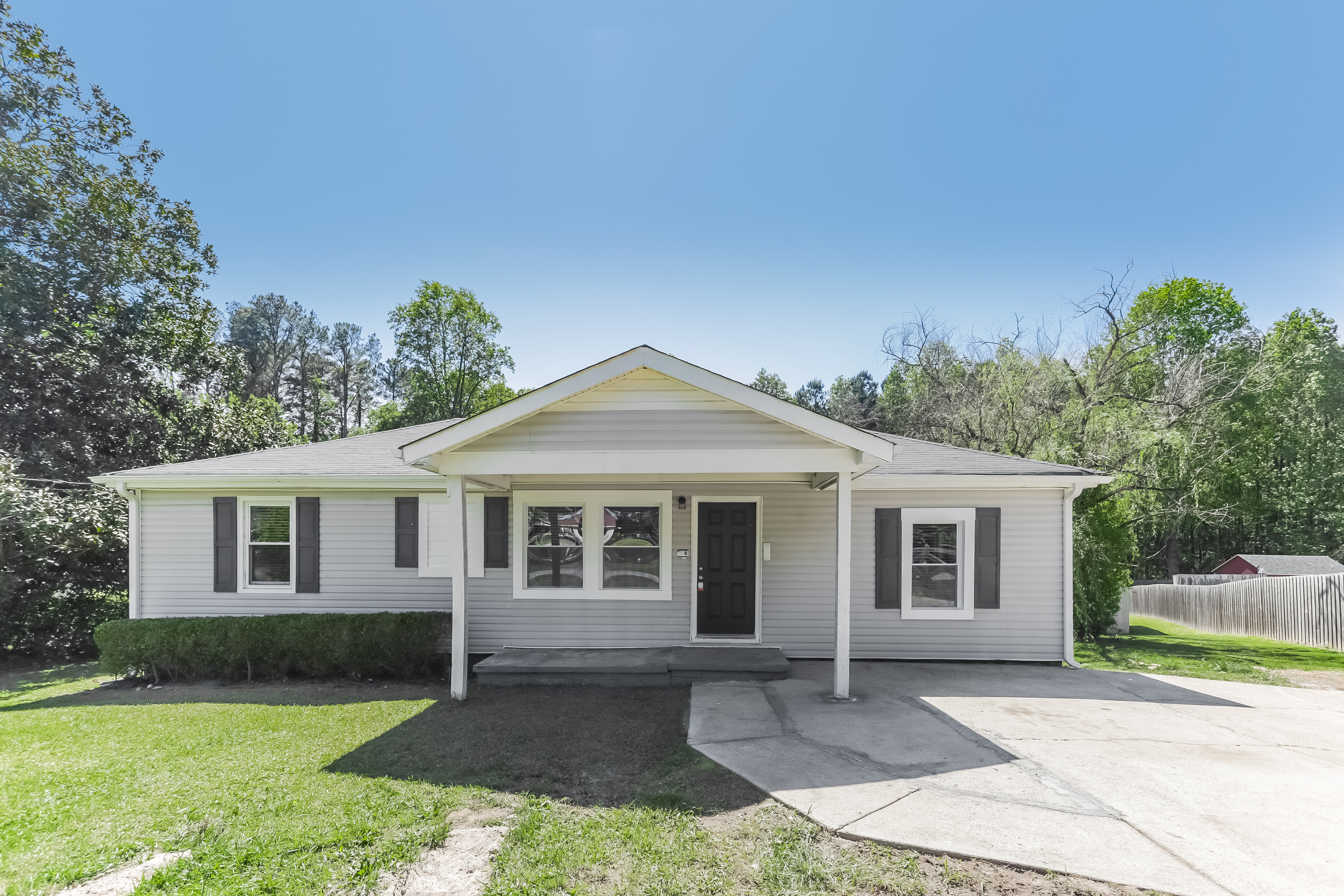 2 Bedroom House – 6096 Lynne Circle SW, Mableton, GA 30126