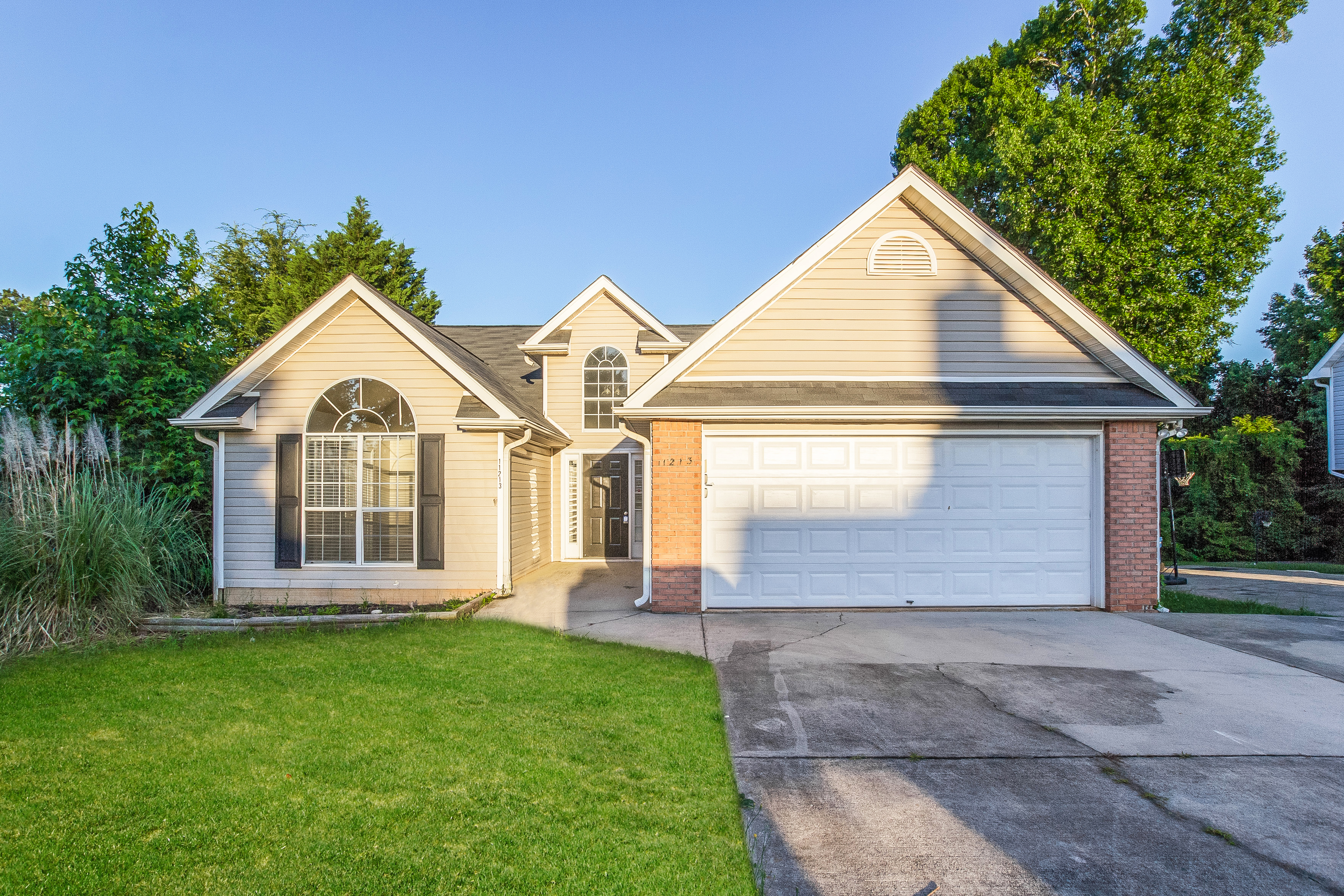 3 Bedroom House – 11213 Weeping Willow Pl, Hampton, GA 30228