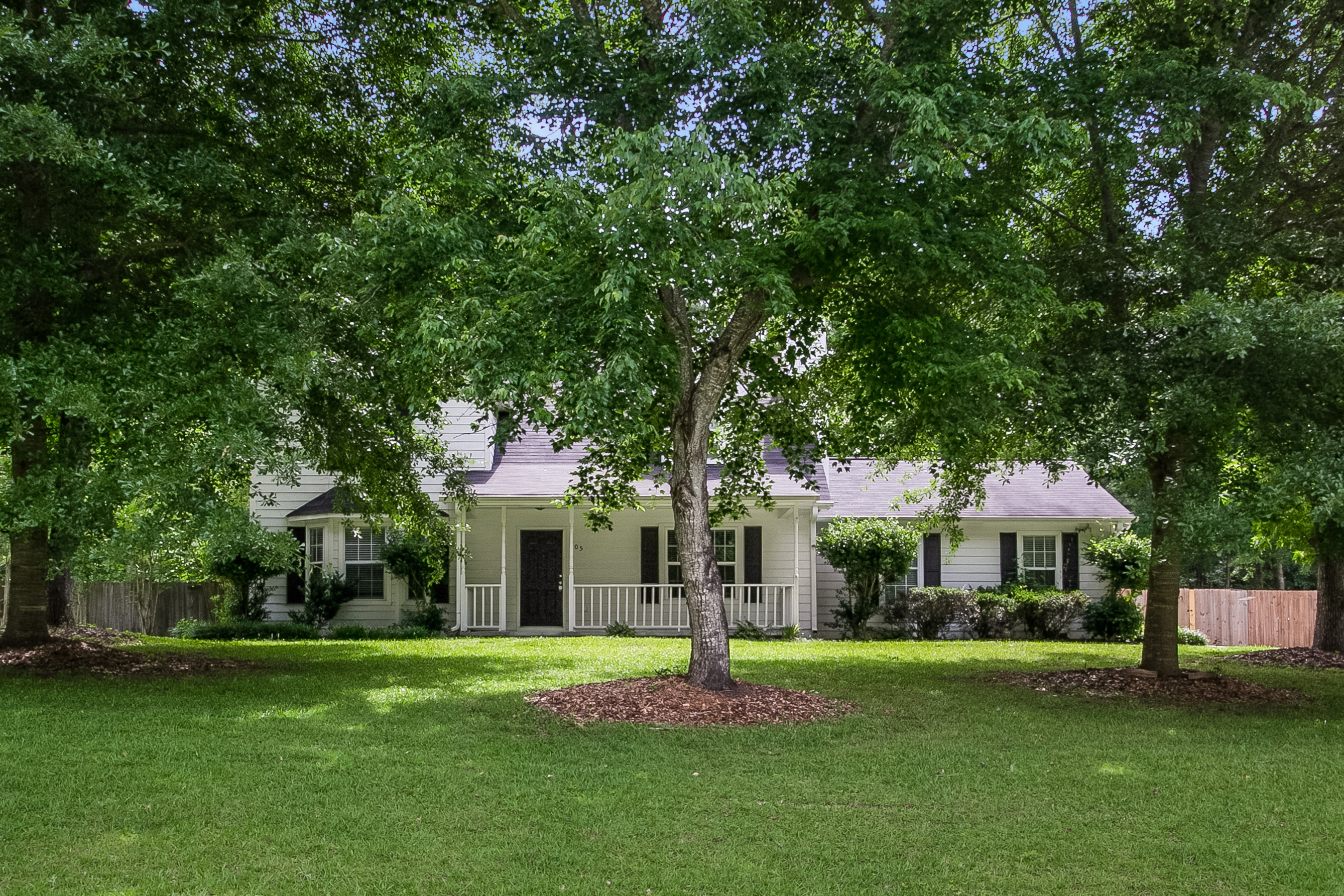 3 Bedroom House – 105 Peachtree Ct, Newnan, GA 30265