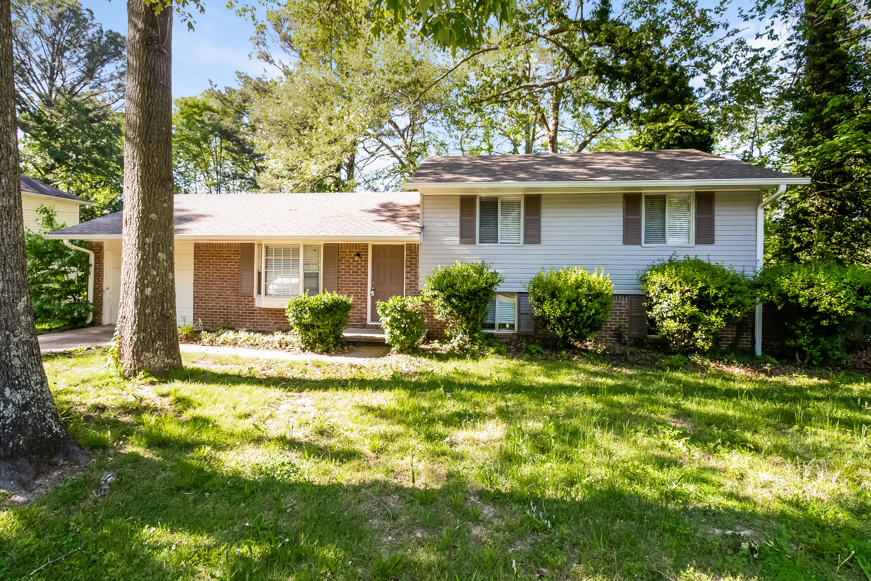 4 Bedroom House – 537 Roxbury Drive, Riverdale, GA 30274