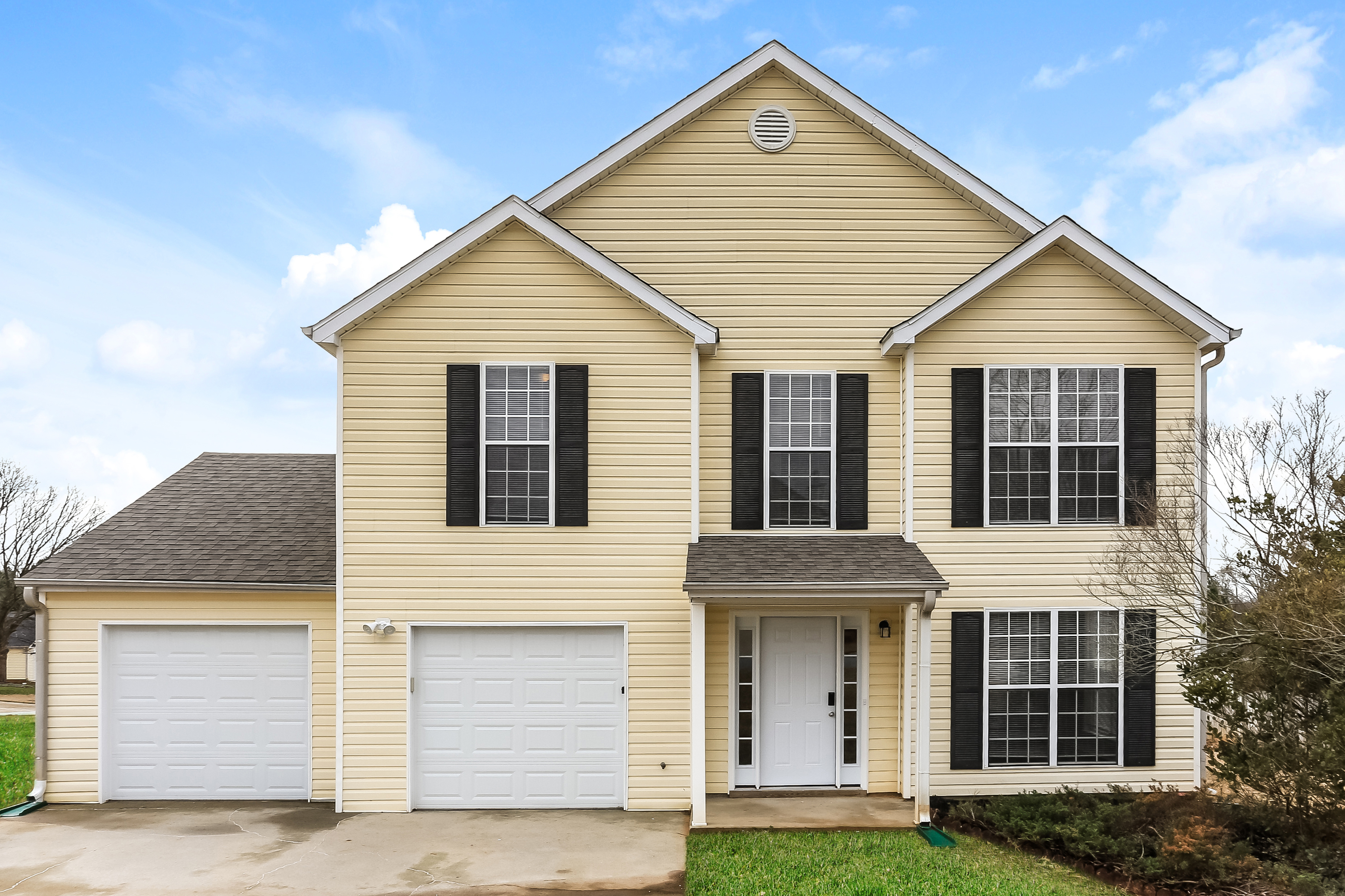 3 Bedroom House – 3525 KERRIES CT, ELLENWOOD, GA 30294
