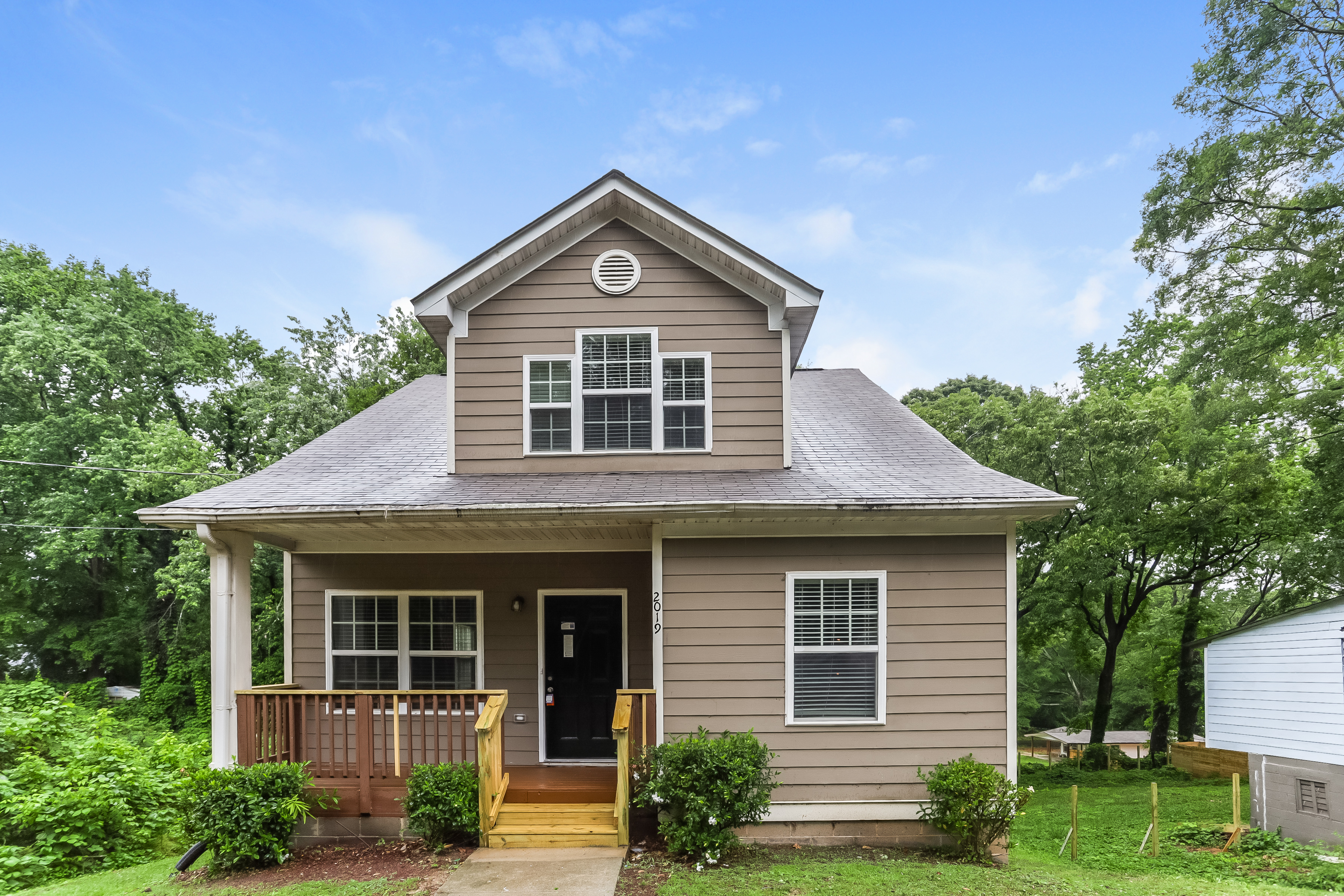 4 Bedroom House – 2019 Reynolds Dr SW, Atlanta, GA 30315
