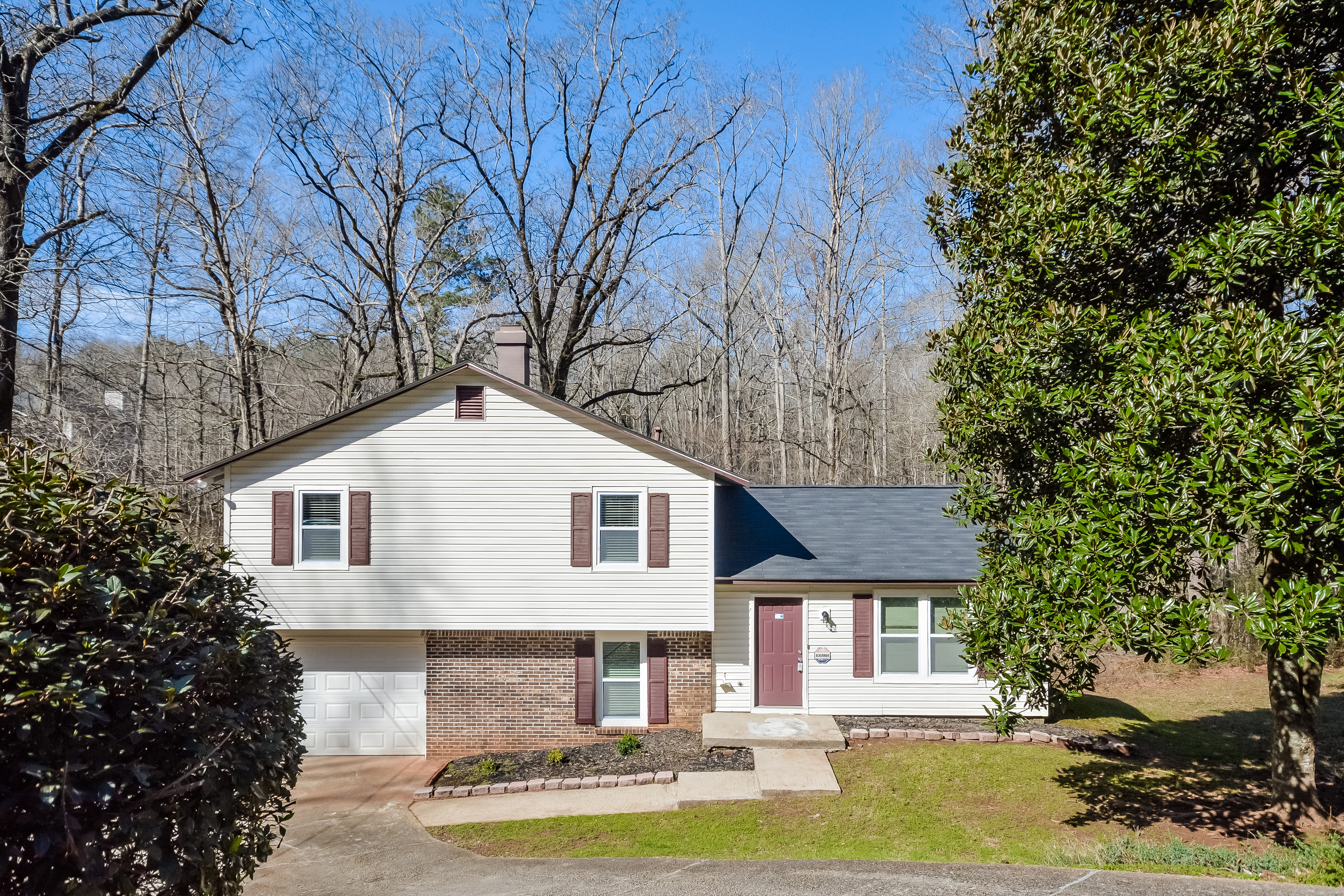 3 Bedroom House – 3834 Natalie Ct, Ellenwood, GA 30294
