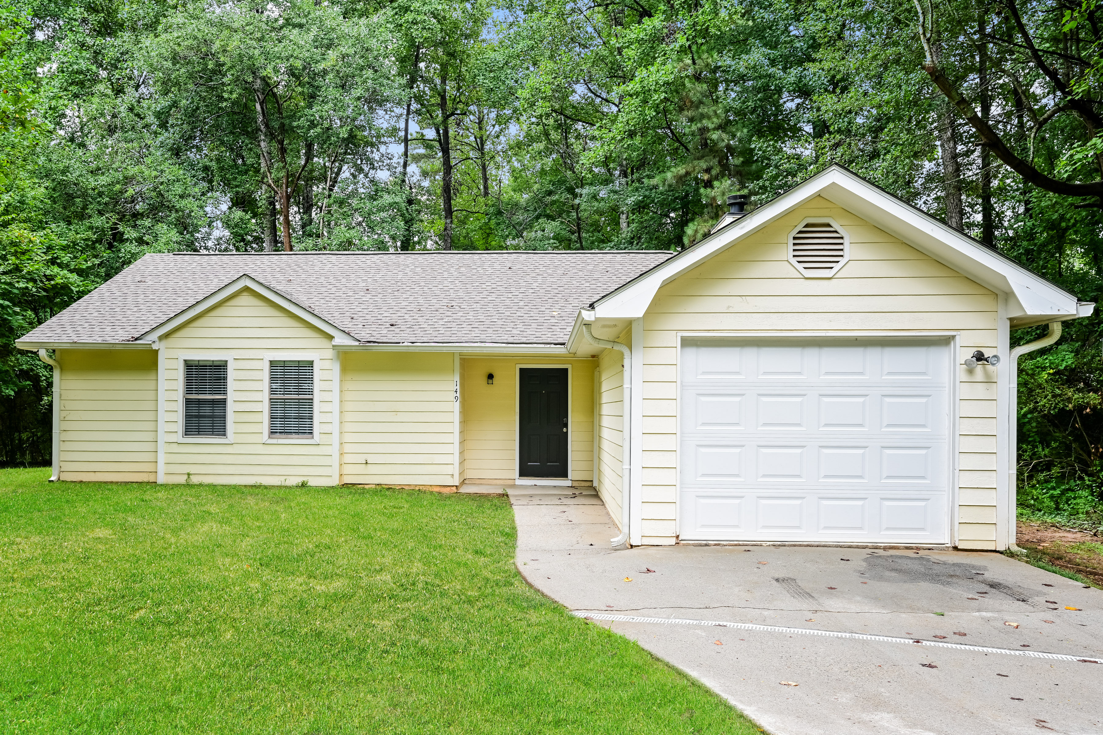 3 Bedroom House – 149 Adrian Dr, Stockbridge, GA 30281