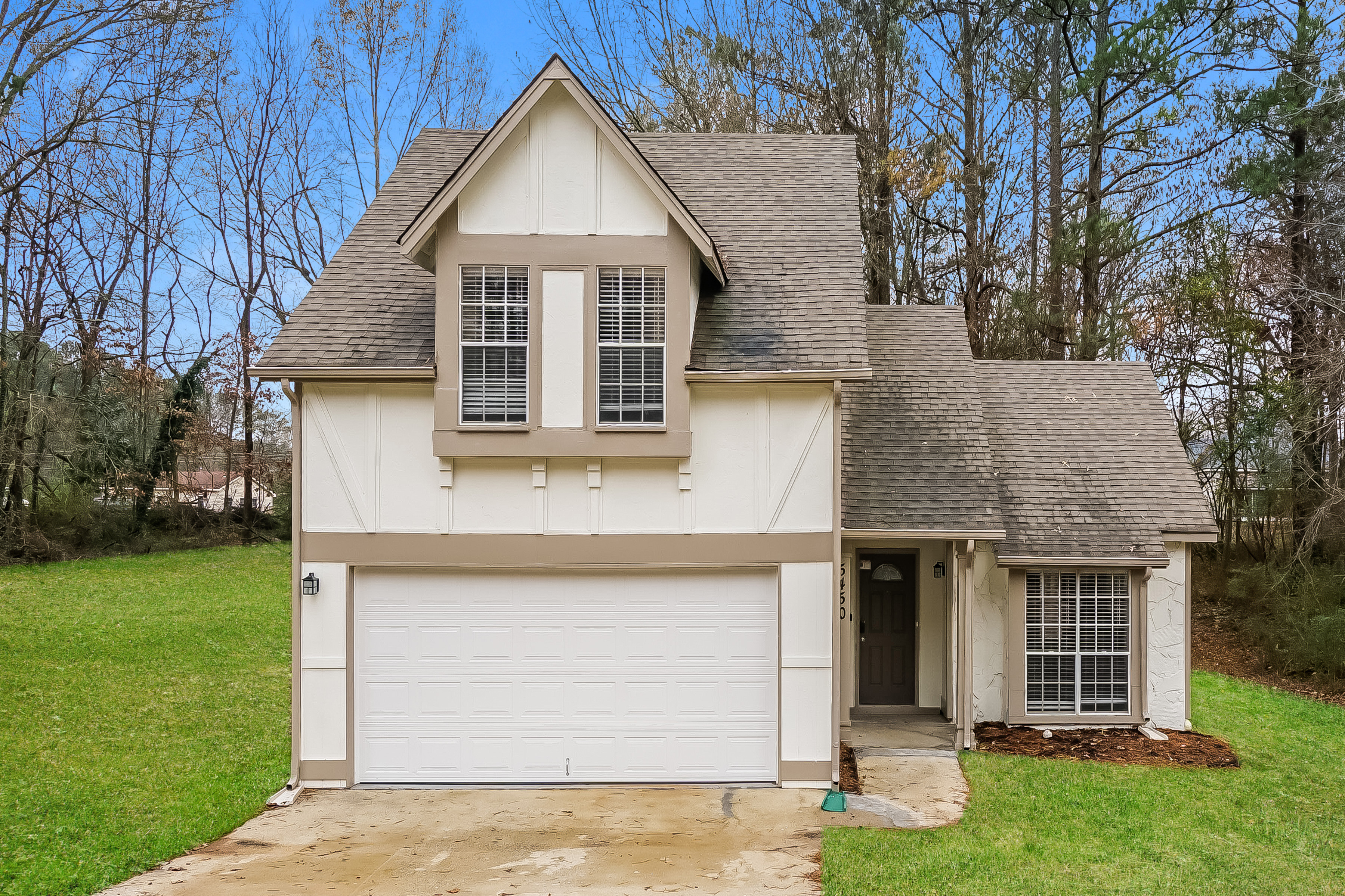 4 Bedroom House – 5450 FOREST DOWNS CIR, ATLANTA, GA 30349