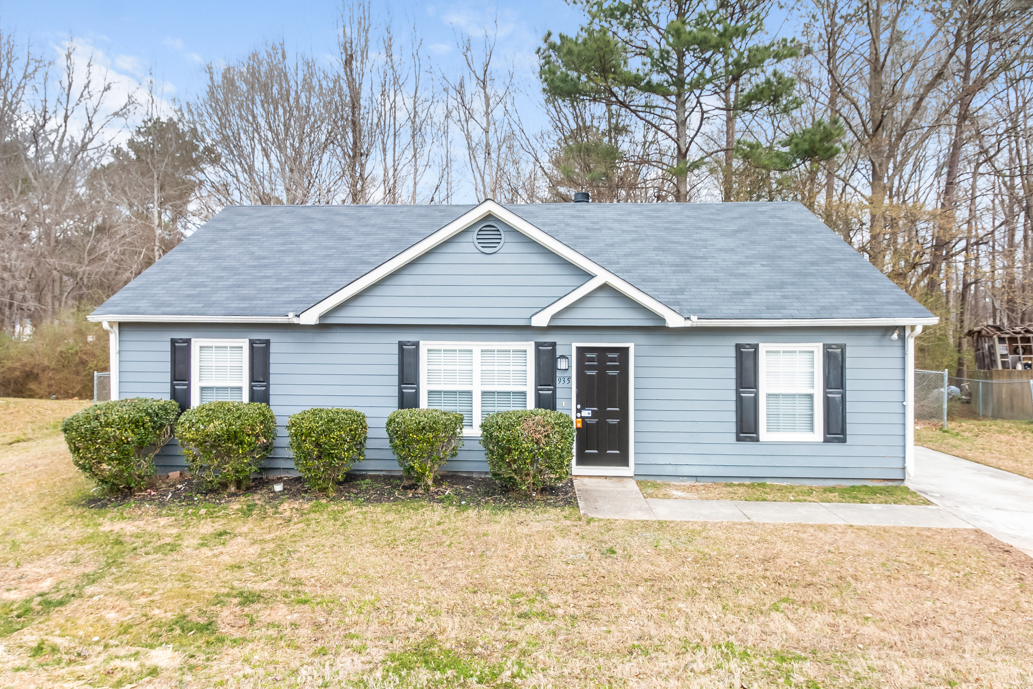 3 Bedroom House – 935 Winterside Ln, Atlanta, GA 30349