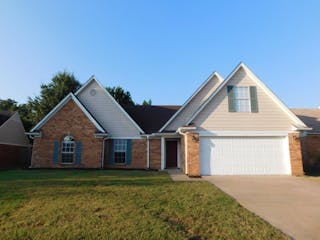 1681 Mary Payton Dr Southaven, MS 38671