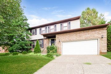 8105 Thornwood Rd Louisville, KY 40220
