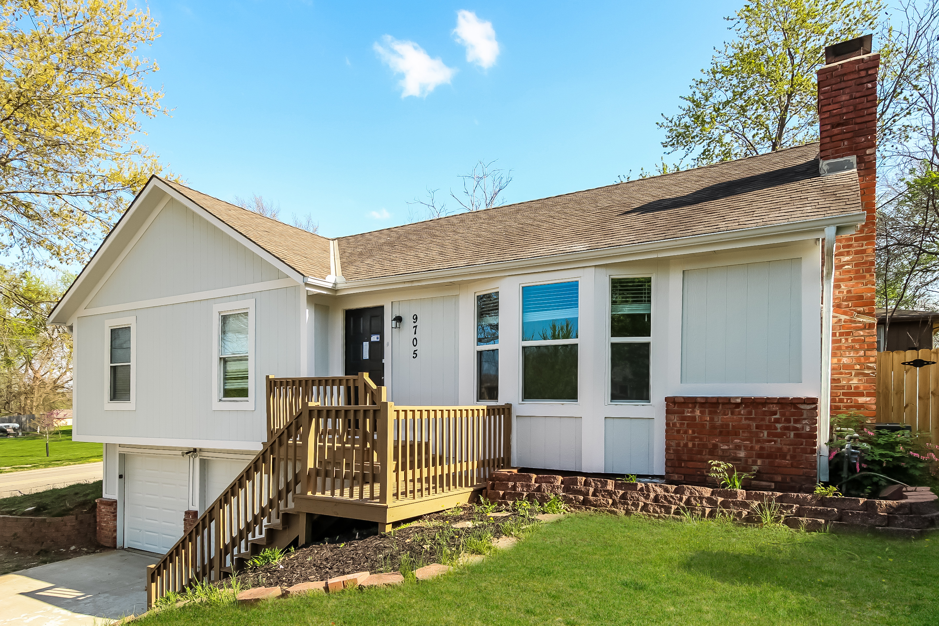 9705 W 49th Place Merriam, KS 66203