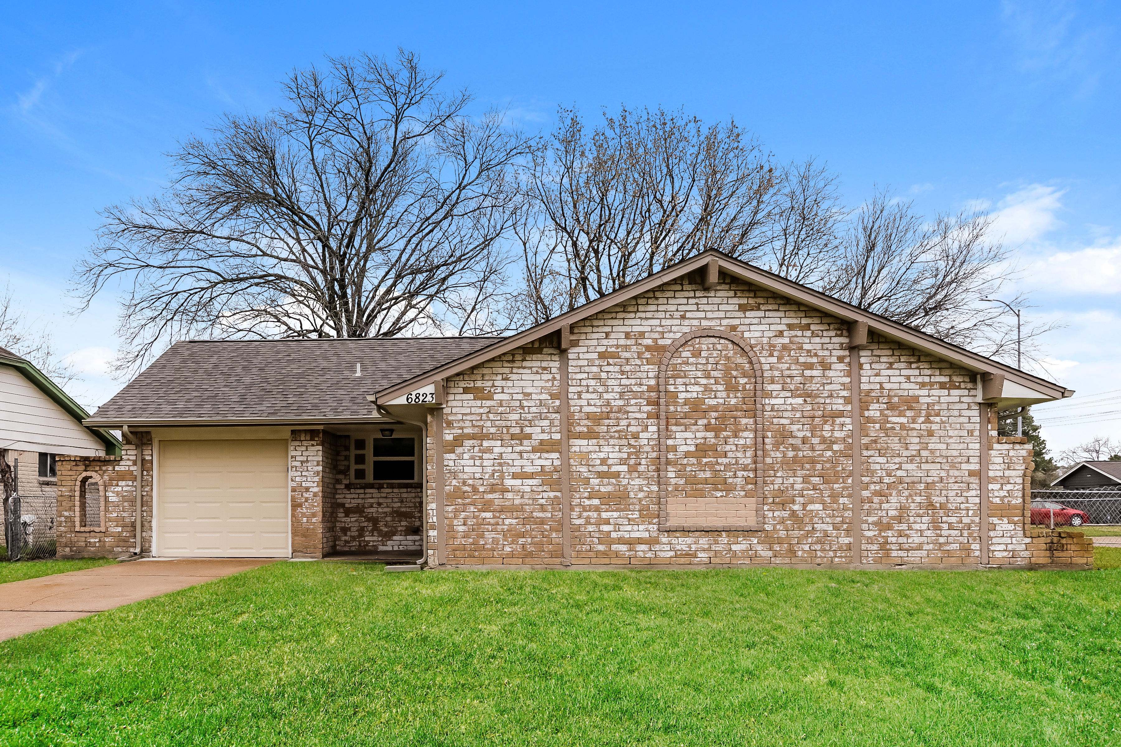 3 Bedroom House – 6823 Hanley Ln, Houston, TX 77016