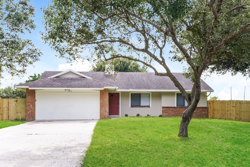 106 CRANFIELD CT ORLANDO, FL 32835