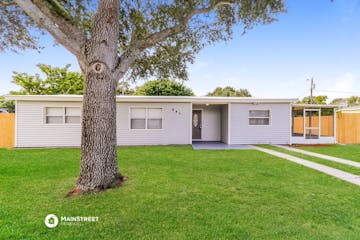 341 ASHLEY ST FORT PIERCE, FL 34982