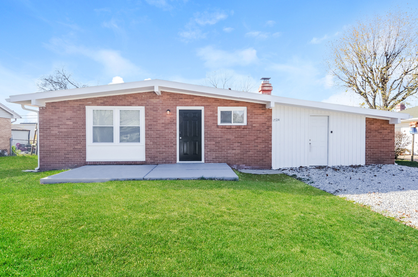1724 Englewood Dr Indianapolis, IN 46219