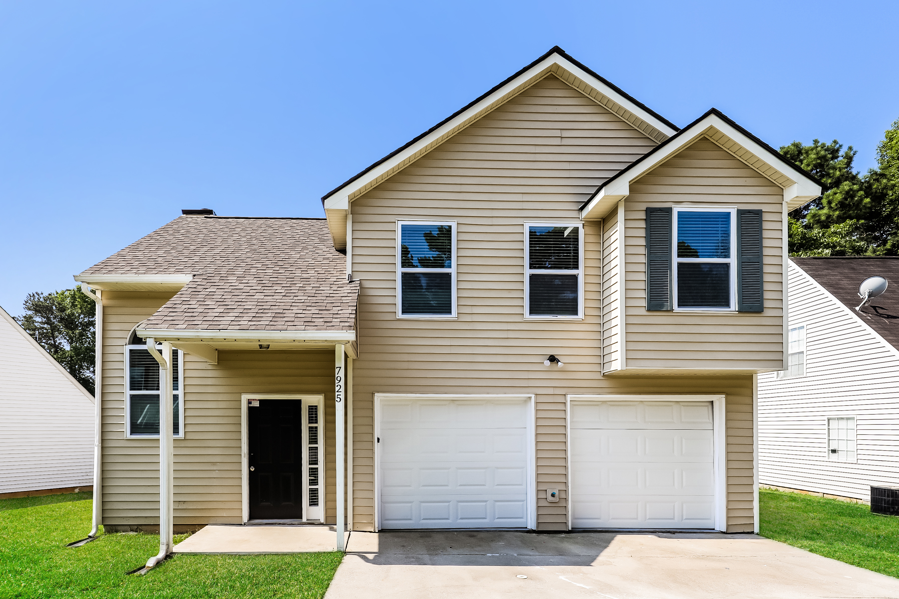 7925 WOODLAKE DR RIVERDALE, GA 30274