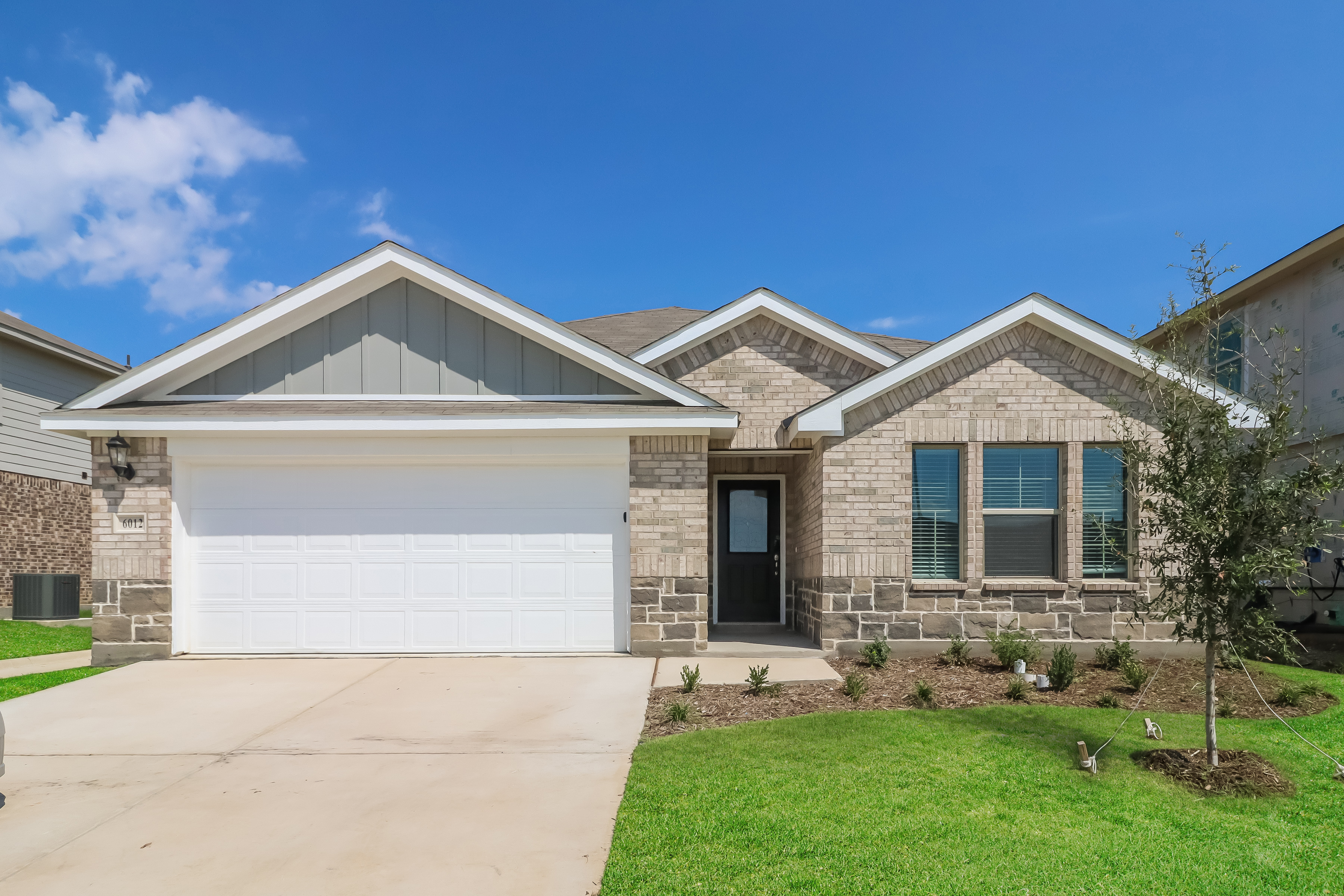 6012 Fire Water Dr Fort Worth, TX 76179