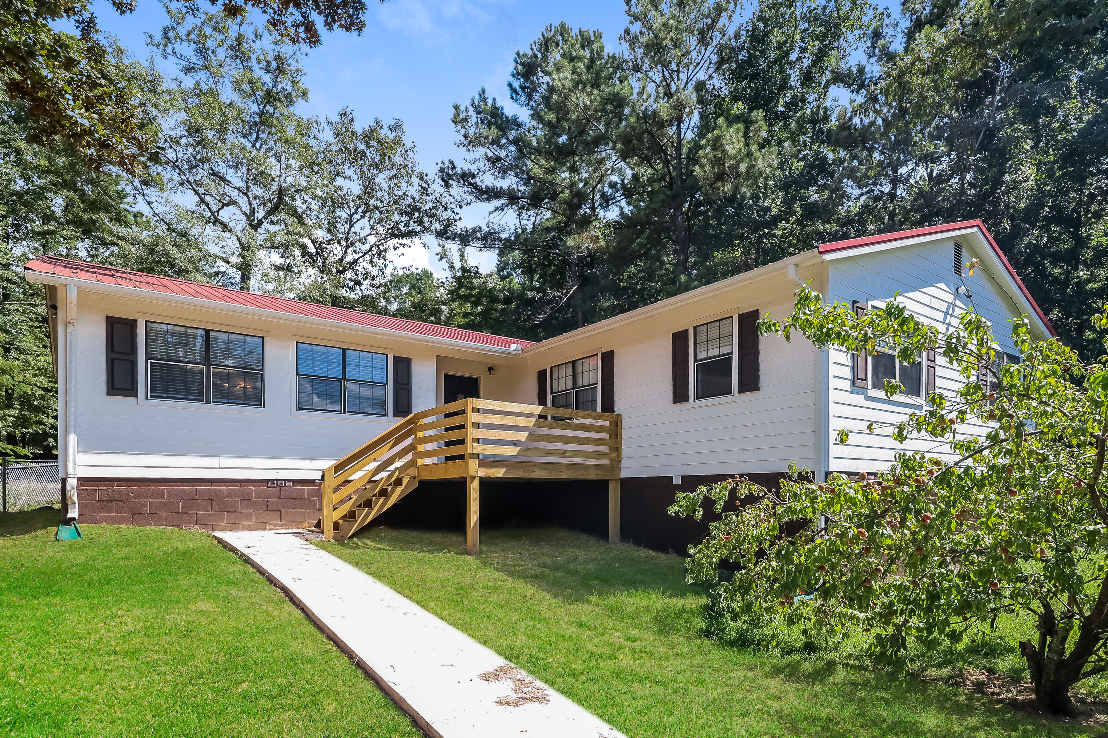 11028 WOODLAND DRIVE MCCALLA, AL 35111