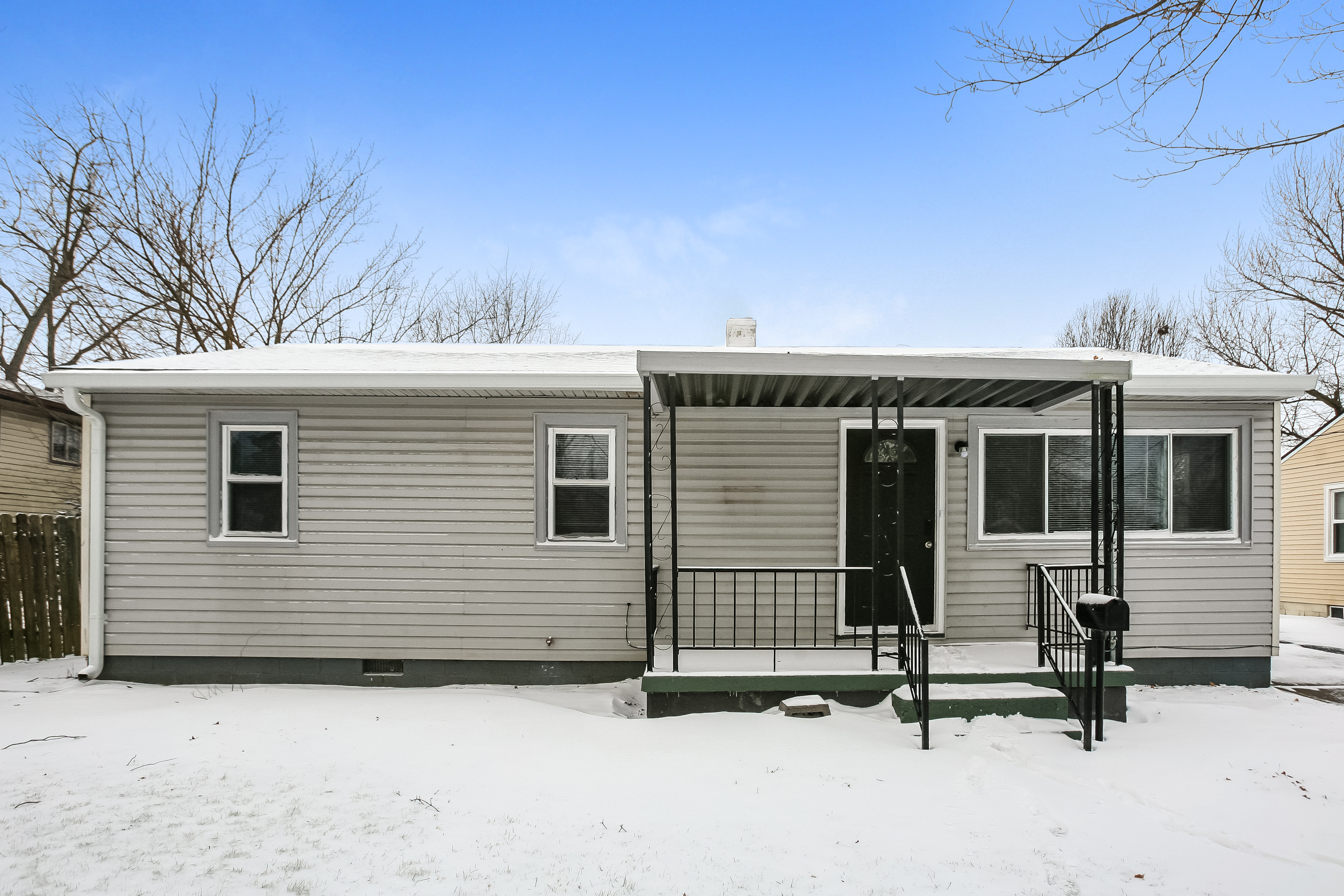 528 S Bosart Ave Indianapolis, IN 46203