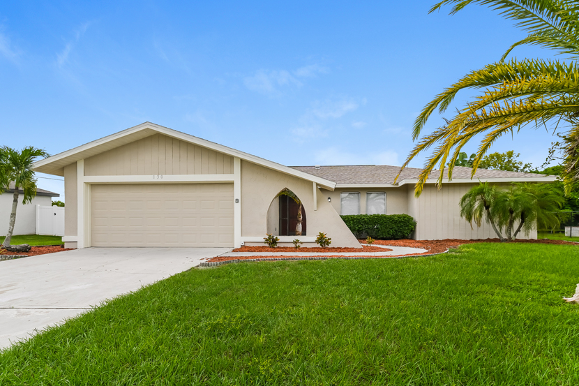 130 SW 22nd St Cape Coral, FL 33991