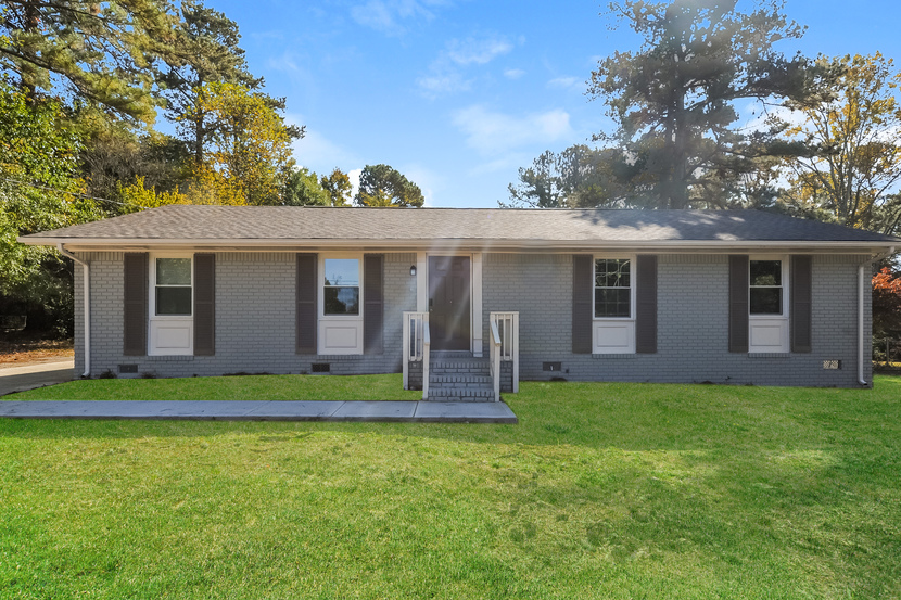 2073 Powder Springs Rd SW Marietta, GA 30064
