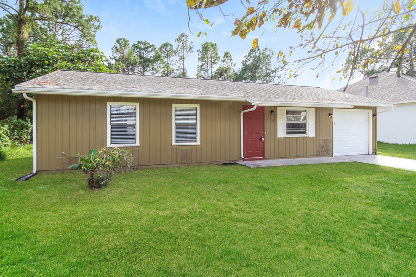 1114 Ivanhoe St NW Palm Bay, FL 32907
