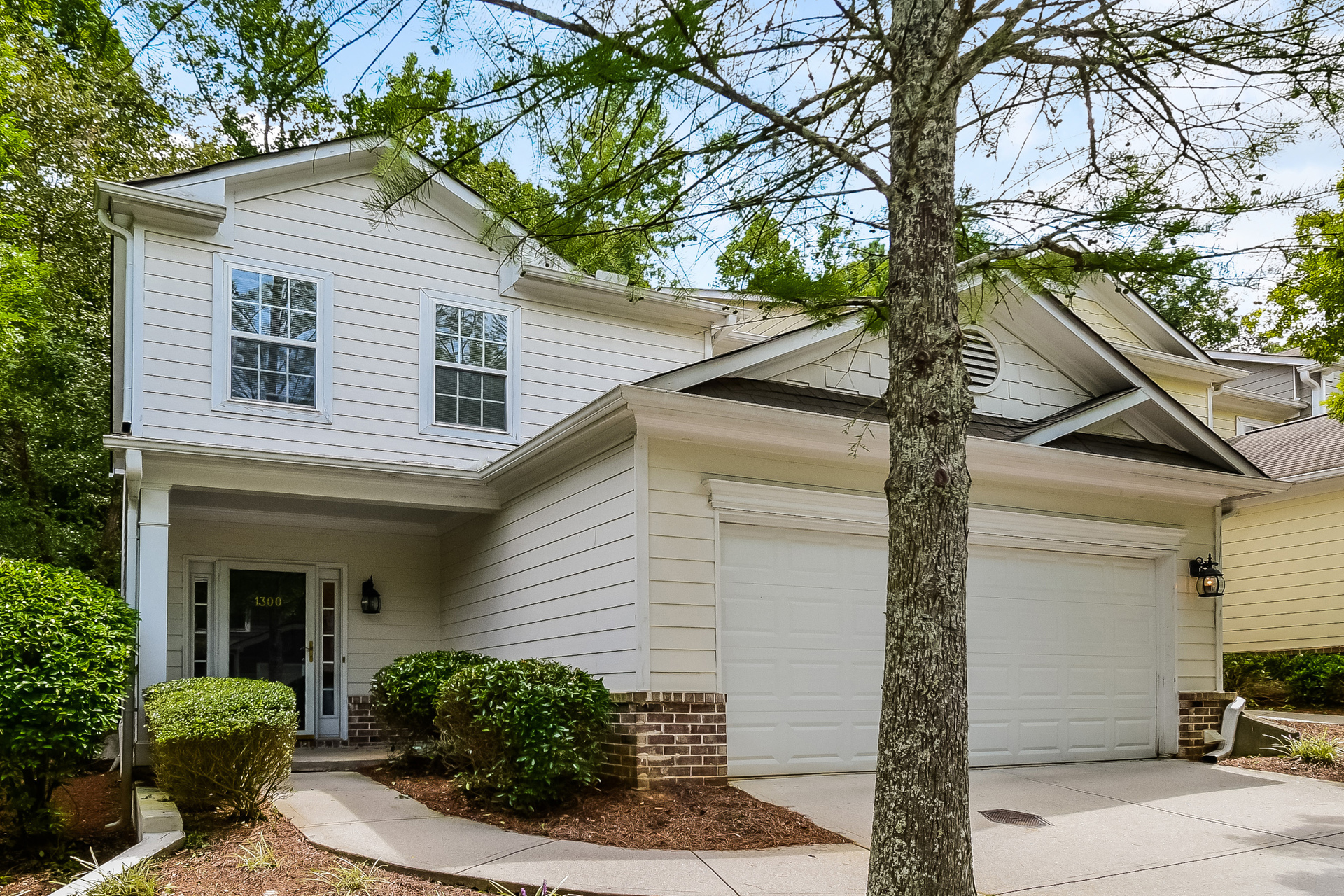 3 Bedroom House – 1300 Suttles Dr SW, Atlanta, GA 30331
