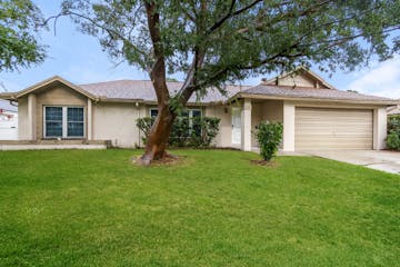 912 Gatewood Ct NE Palm Bay, FL 32905