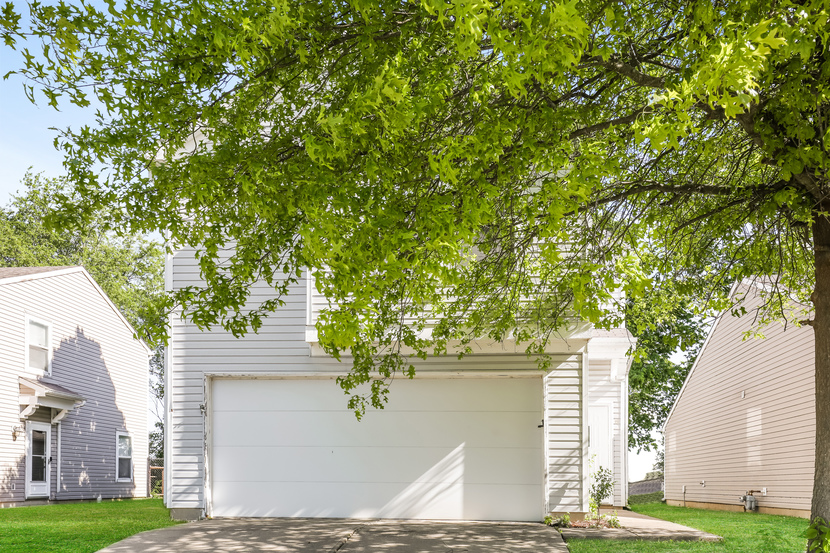 442 Harmony Dr Greenwood, IN 46143