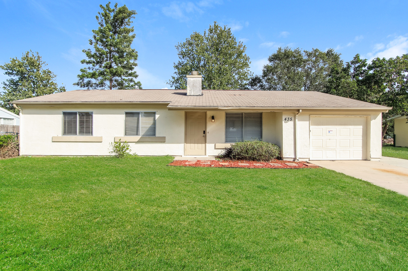 435 Rome Ave NE Palm Bay, FL 32907