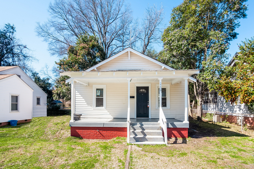 2208 Camp Greene St Charlotte, NC 28208