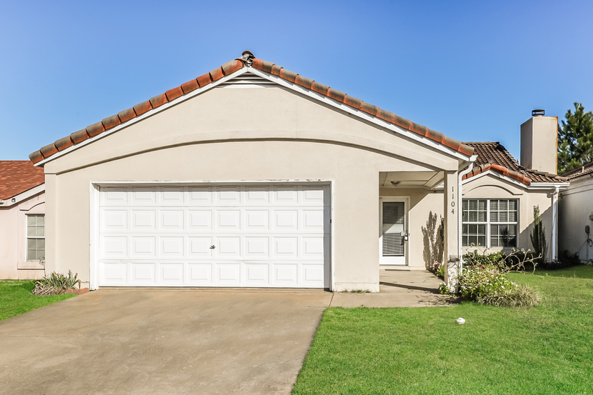 1104 Atterbury Cir S Southaven, MS 38671