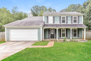 3909 Wintersweet Dr Decatur, GA 30034