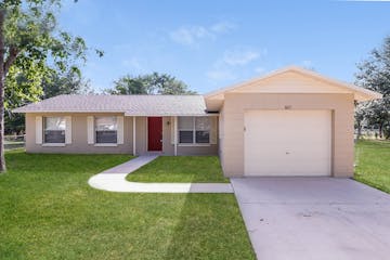 605 Dorothy Cir Eustis, FL 32726