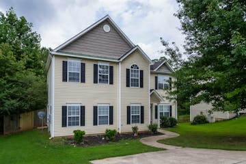 4064 Robin Cir College Park, GA 30349