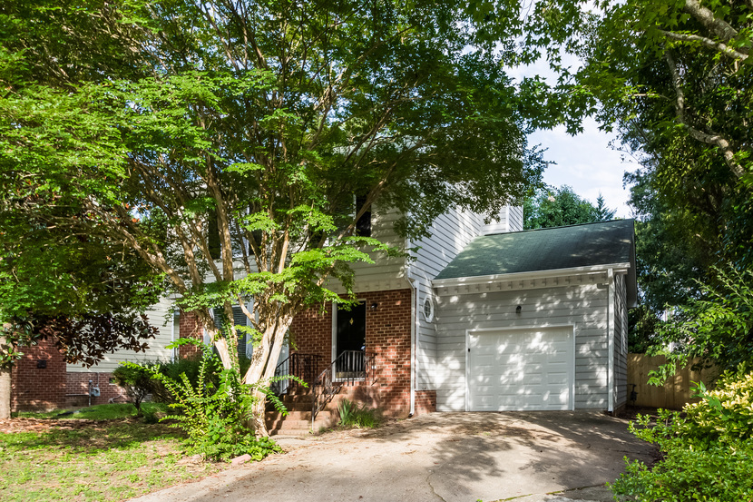 3008 W Folkestone Pl Raleigh, NC 27604