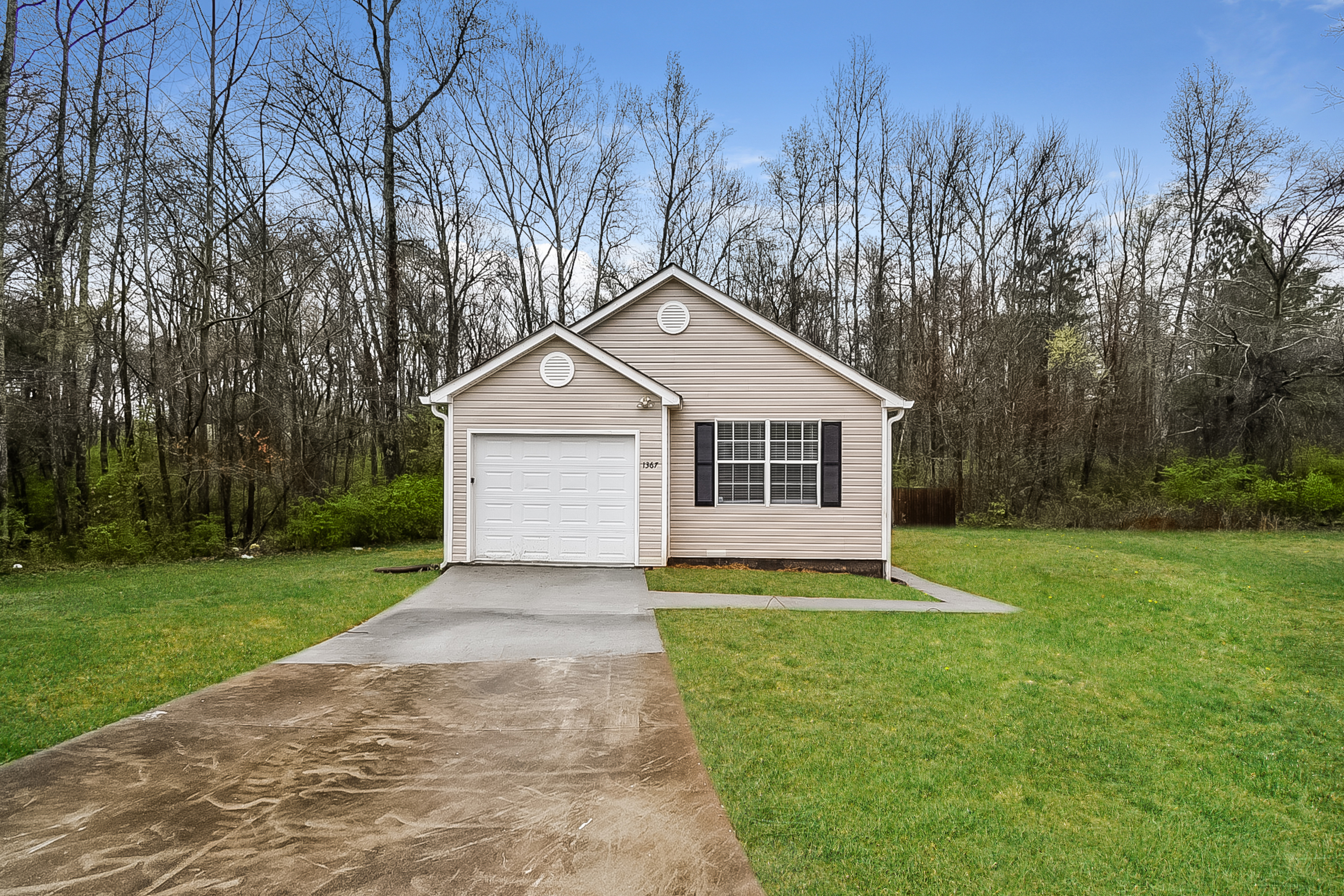 3 Bedroom House – 1367 Camrose Court, Douglasville, GA 30134