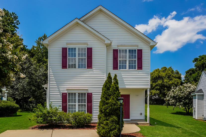737 Southgate Dr RALEIGH, NC 27610